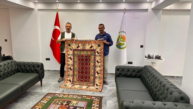 Başkan Eşref Mutlu’dan Güroymak İçin Tanıtım Atağı: Önlü Oyuncu Murat Aygen İlçemizde