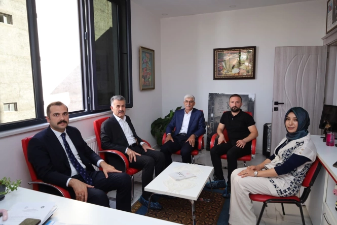Başkan Mutlu ve Kaymakam Aykaç, ADEM Aile Destek Merkezi’ni Ziyaret Etti