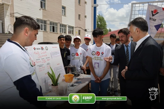Başkan Eşref Mutlu, Genç Mucitlerin Bilim Fuarı Heyecanına Ortak Oldu