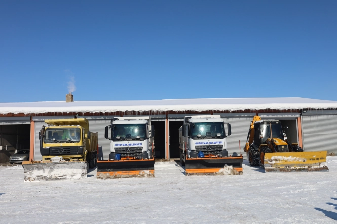Hizmet Filomuz Güçleniyor: Başkanımız Eşref MUTLU İlçemize 2 Kamyon ve 3 Kar Küreme Aracı Kazandırdı!!!