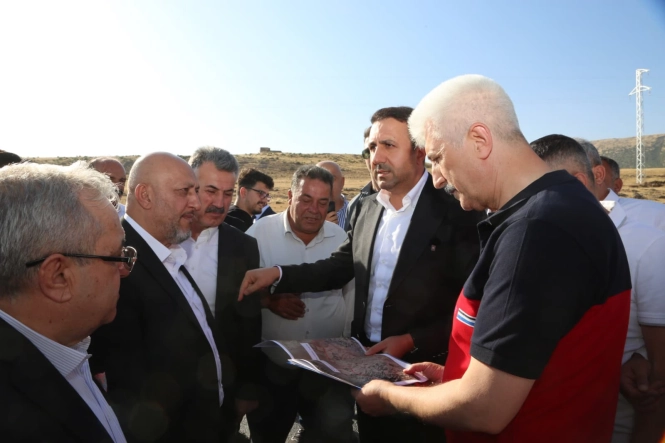 Köy Yollarımızda Ulaşım Kalitesi Artıyor